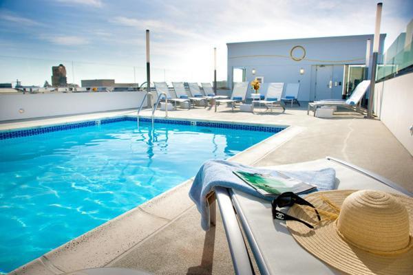 Carousel Inn And Suites アナハイム エクステリア 写真